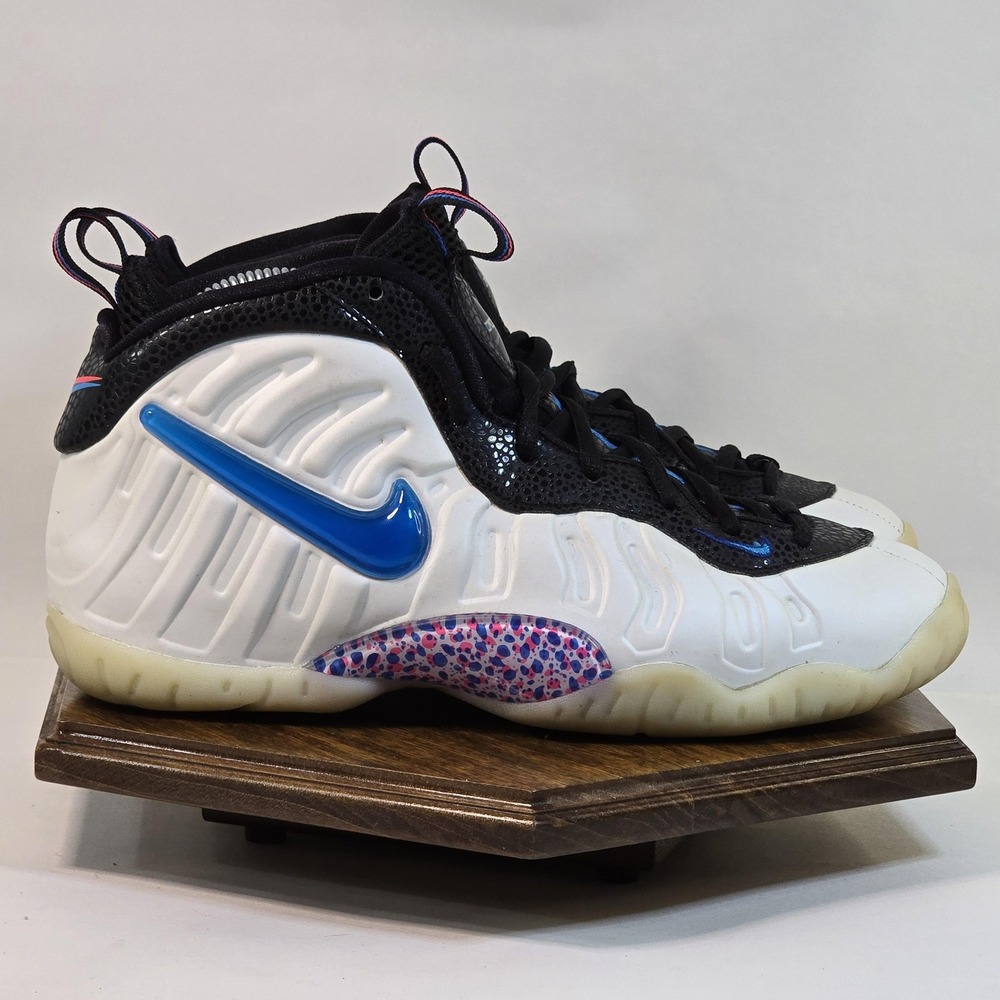 Nike Air Foamposite Pro Shoes Youth Size 6Y White Black 3D Glasses 644792-103